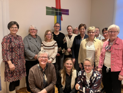 Vorstand und Mitarbeiterinnen