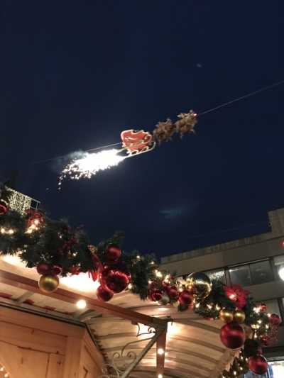 der "fliegende Weihnachtsmann"